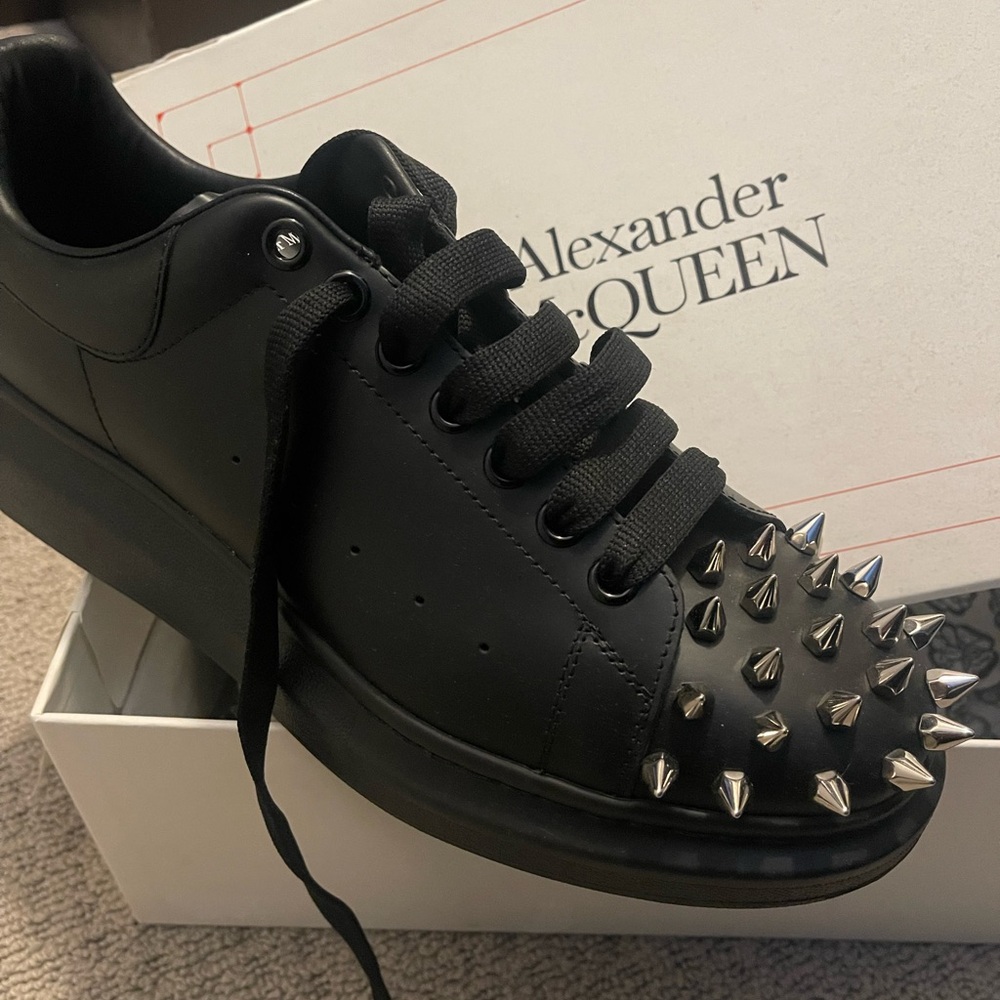 Alexander McQueen Larry Spike Sneakers | Black/Black/Silver | Size 44 (US 11)